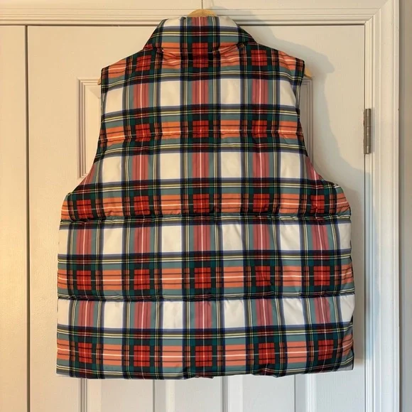 J. Crew Puffer vest with PrimaLoft® in Snowy Stewart tartan L Holiday Christmas - Picture 14 of 14